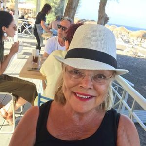 Meet your Posher, Sandra